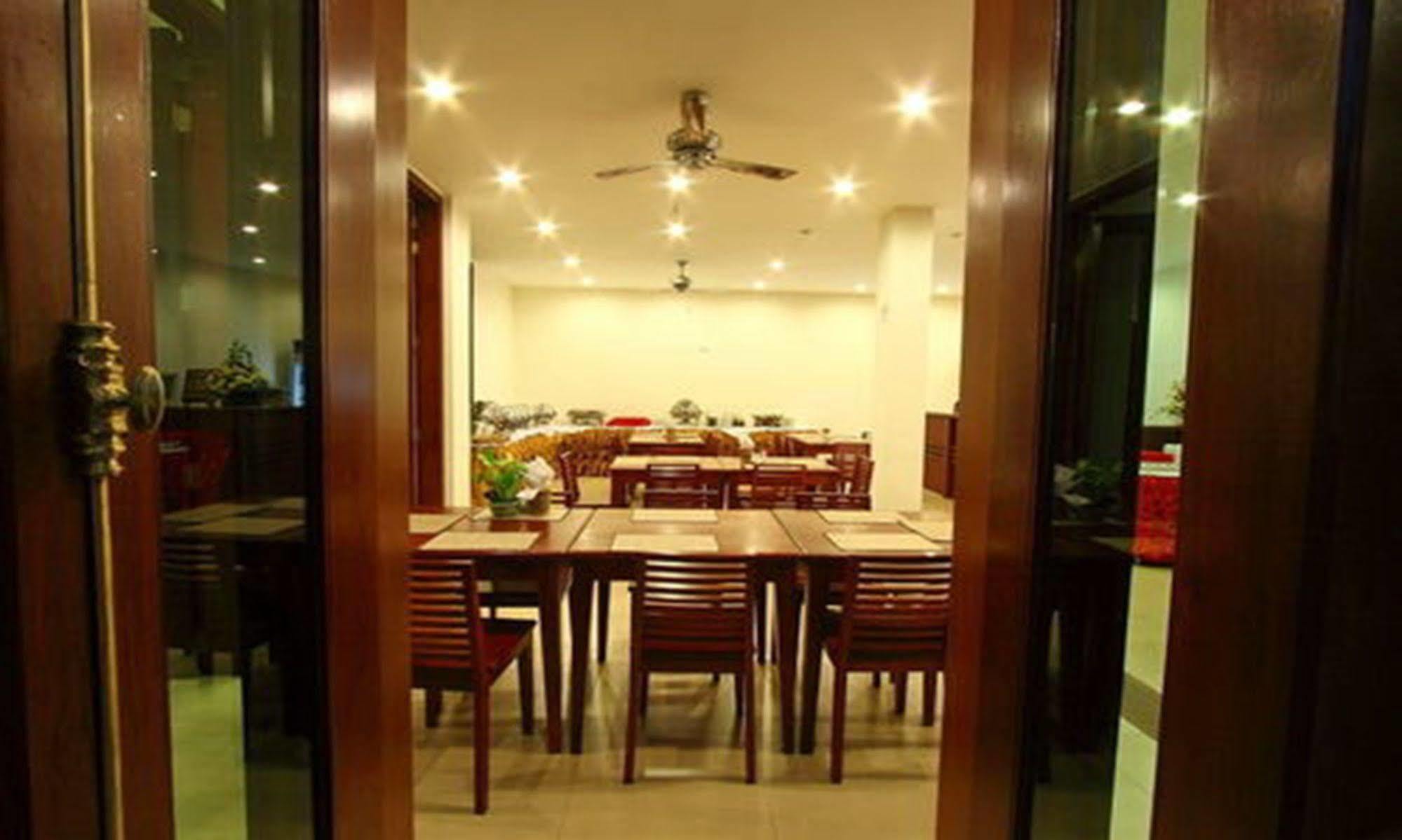 Sabaidee@Lao Hotel Вьентьян Экстерьер фото